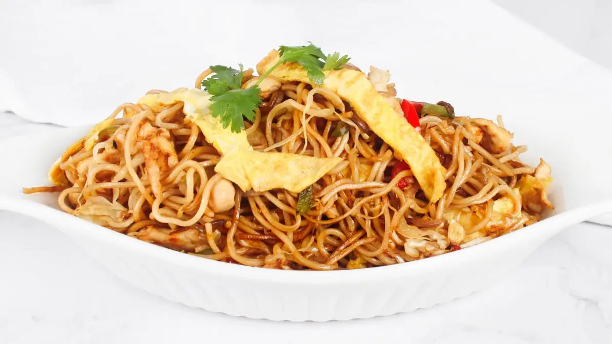 Delicious Hakka noodles (Veg, Egg, Chicken) at New Everest on Whyte Ave Edmonton, AB